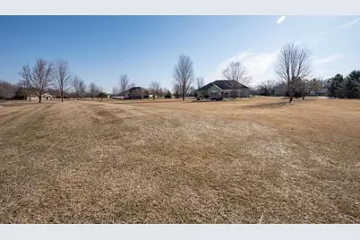 2660 Whitegate Trail, De Pere, WI 54115 - Photo 9