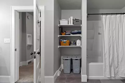 209 Oxford Avenue, Green Bay, WI 54303 - Photo 43