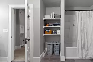 209 Oxford Ave, Green Bay, WI 54303 - Photo 43