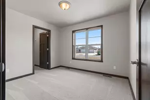 1621 Frontier Rd, Luxemburg, WI 54217 - Photo 21