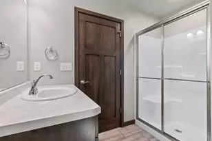 1621 Frontier Rd, Luxemburg, WI 54217 - Photo 17