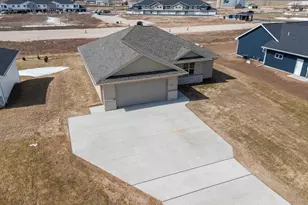 1621 Frontier Rd, Luxemburg, WI 54217 - Photo 39