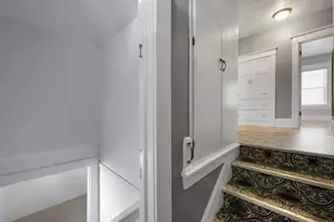 866 Howard St, Green Bay, WI 54303 - Photo 27