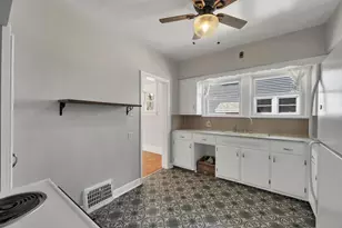 866 Howard St, Green Bay, WI 54303 - Photo 15