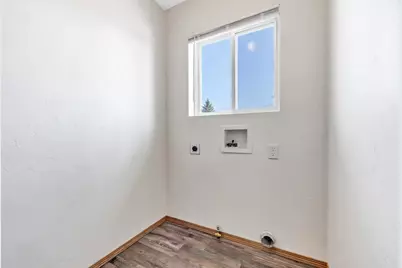 430 Steno Trail, Pulaski, WI 54162 - Photo 7