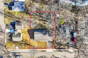 1009 Riverside Dr, Waupaca, WI 54981 - Photo 3