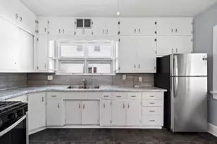 722 Bond St, Green Bay, WI 54303 - Photo 3