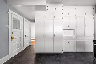 722 Bond St, Green Bay, WI 54303 - Photo 5