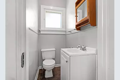 722 Bond Street, Green Bay, WI 54303 - Photo 7