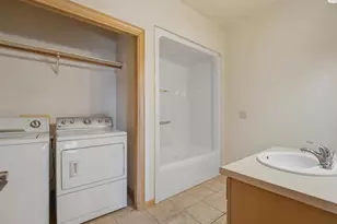 4724 N Fallview Ln, Appleton, WI 54913 - Photo 13