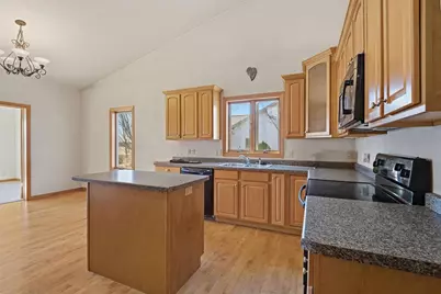 4724 N Fallview Lane, Appleton, WI 54913 - Photo 5