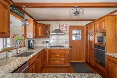 917 Windward Court, Oshkosh, WI 54901 - Photo 11