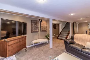 1406 Lawrence St, New London, WI 54961 - Photo 23