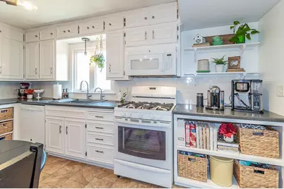 1406 Lawrence Street, New London, WI 54961 - Photo 9