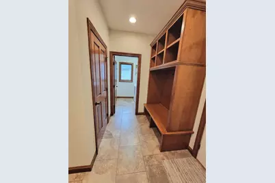 N9039 Spring Valley Road, Menasha, WI 54952 - Photo 11
