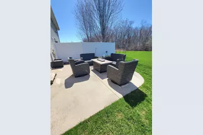 N9039 Spring Valley Road, Menasha, WI 54952 - Photo 3