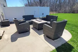N9039 Spring Valley Rd, Menasha, WI 54952 - Photo 3