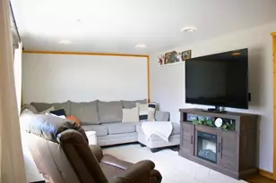 W6827 N Eastwood St, Van Dyne, WI 54979 - Photo 5