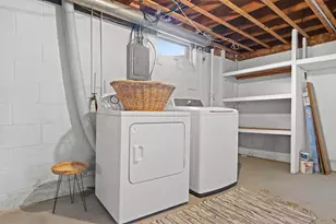 852 Raymond St, Green Bay, WI 54304 - Photo 37