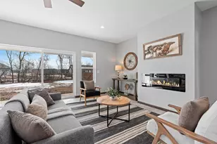 2652 Lawrence Ln, Neenah, WI 54956 - Photo 3