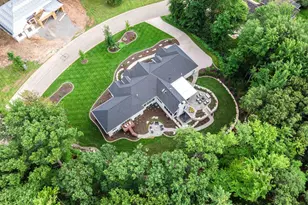 2411 Loxley Ct, Suamico, WI 54173 - Photo 85