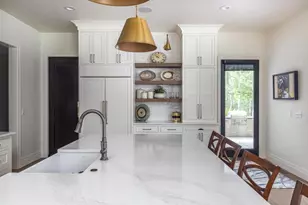 2411 Loxley Ct, Suamico, WI 54173 - Photo 9