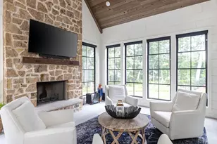 2411 Loxley Ct, Suamico, WI 54173 - Photo 19