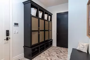 2411 Loxley Ct, Suamico, WI 54173 - Photo 27