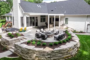 2411 Loxley Ct, Suamico, WI 54173 - Photo 87