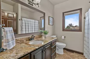 8065 Golden Primrose Cir, Neenah, WI 54956 - Photo 19