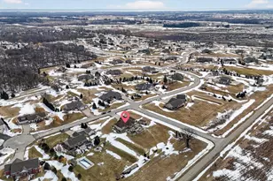 8065 Golden Primrose Cir, Neenah, WI 54956 - Photo 47