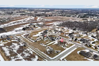 8065 Golden Primrose Circle, Neenah, WI 54956 - Photo 45
