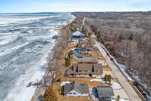 4813 Edgewater Beach Rd, Green Bay, WI 54311 - Photo 85