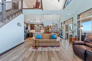 4813 Edgewater Beach Rd, Green Bay, WI 54311 - Photo 13