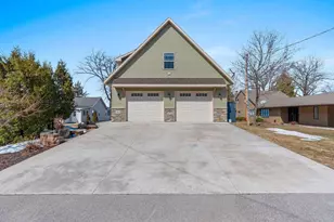 4813 Edgewater Beach Rd, Green Bay, WI 54311 - Photo 73