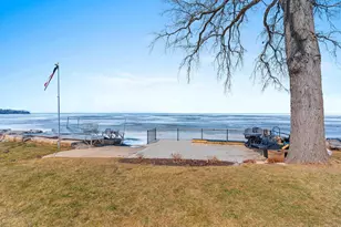 4813 Edgewater Beach Rd, Green Bay, WI 54311 - Photo 65