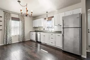 1542 9th St, Green Bay, WI 54304 - Photo 9