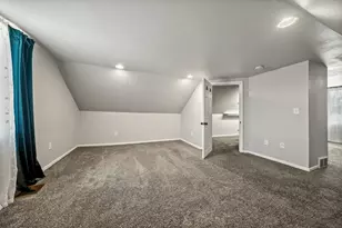 1542 9th St, Green Bay, WI 54304 - Photo 17