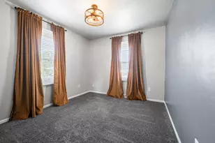 1542 9th St, Green Bay, WI 54304 - Photo 11