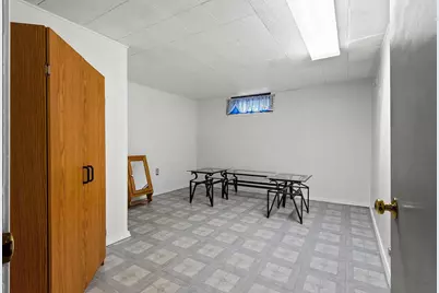 525 Dutton Avenue, Green Bay, WI 54304 - Photo 23