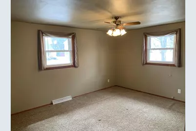 901 Park Street, Green Bay, WI 54303 - Photo 17