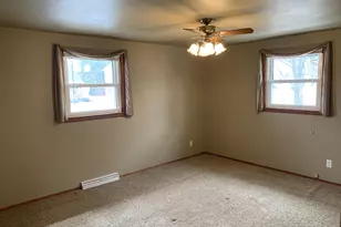901 Park St, Green Bay, WI 54303 - Photo 17