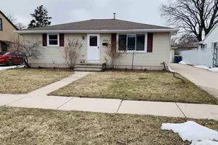 901 Park St, Green Bay, WI 54303 - Photo 3
