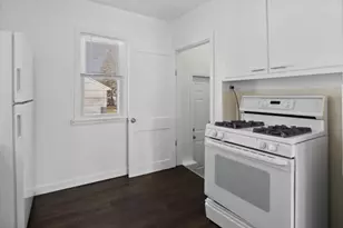 1132 12th Ave, Green Bay, WI 54304 - Photo 9