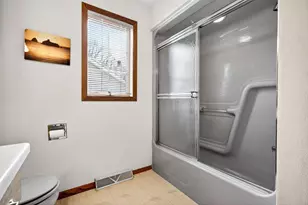 1305 Orchard Ct, Neenah, WI 54956 - Photo 41