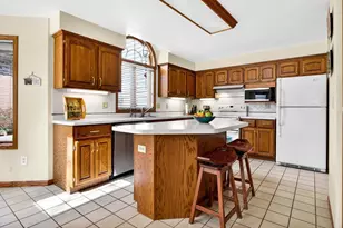 1305 Orchard Ct, Neenah, WI 54956 - Photo 15