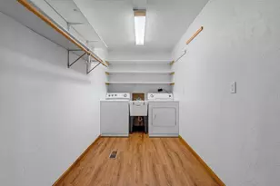 1236 Meadowview Dr, Menasha, WI 54952 - Photo 15