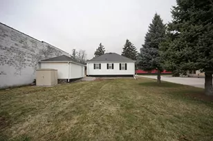 436 N Madison St, Chilton, WI 53014 - Photo 17