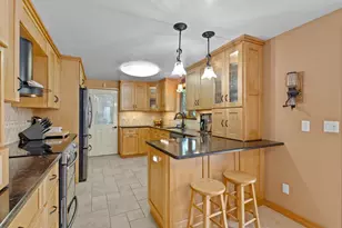 209 E Trillium Circle, Green Bay, WI 54313 - Photo 11