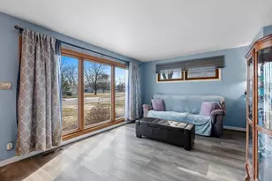 823 Jean St, Neenah, WI 54956 - Photo 3